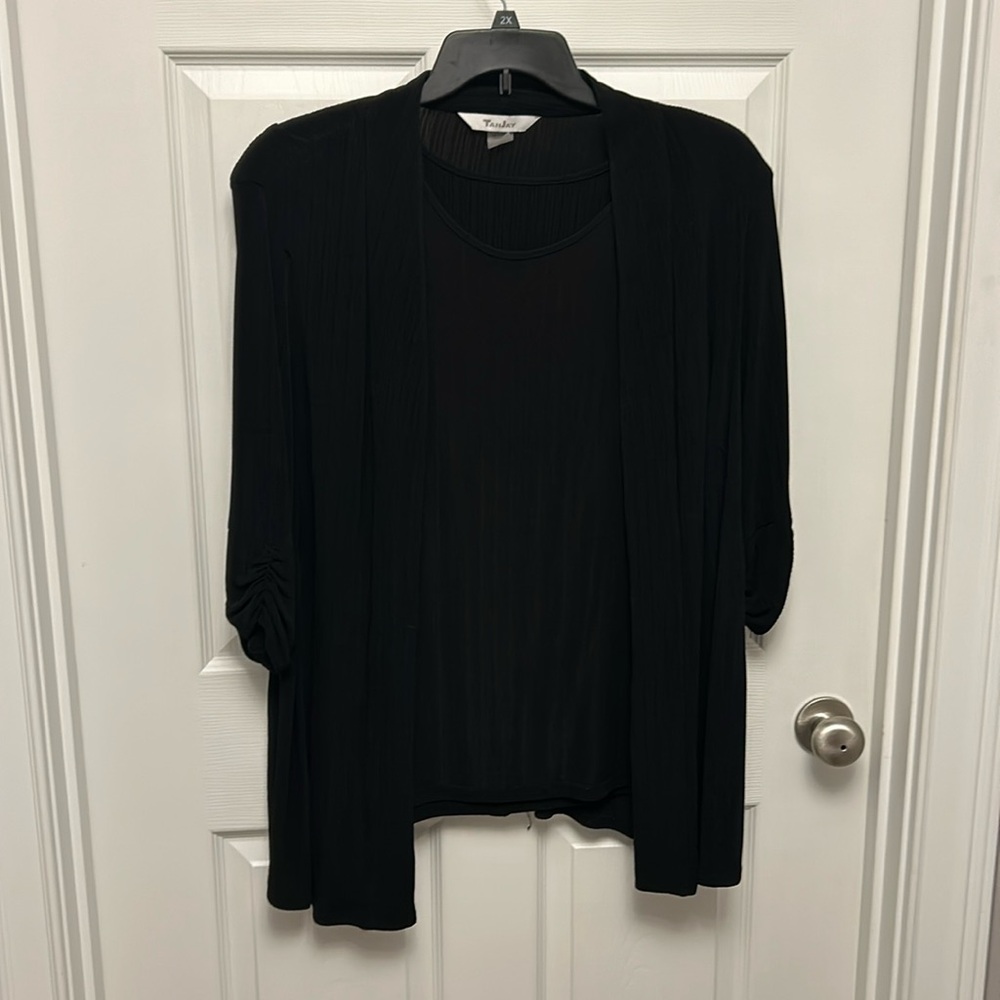 Black 2 pc top set.  Tank with jacket w rushed sleeves size 2 x